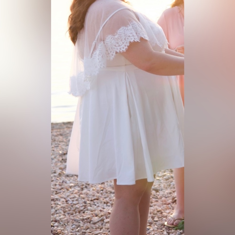 Wedding/bridal dress - Picture 2 of 5